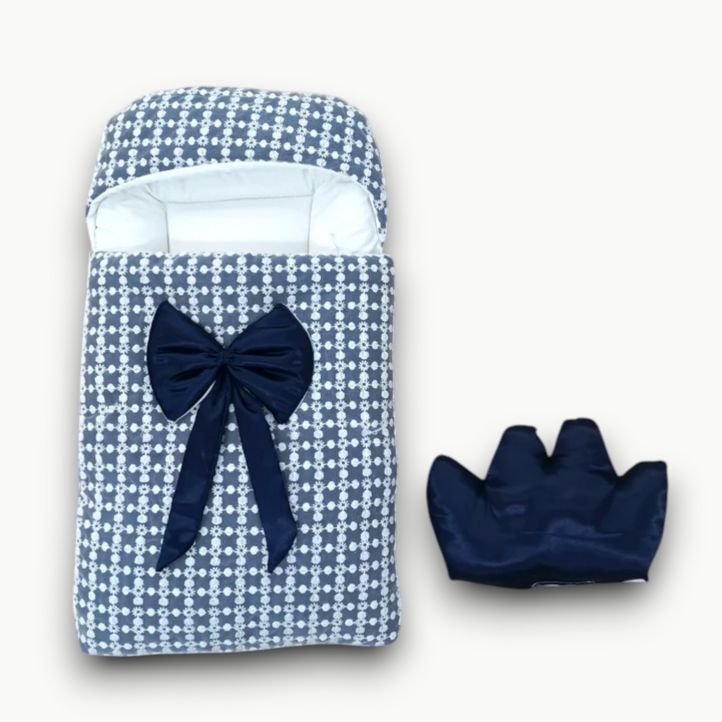 Bow & Cloudy Pillow-Themed Baby Carry Nest