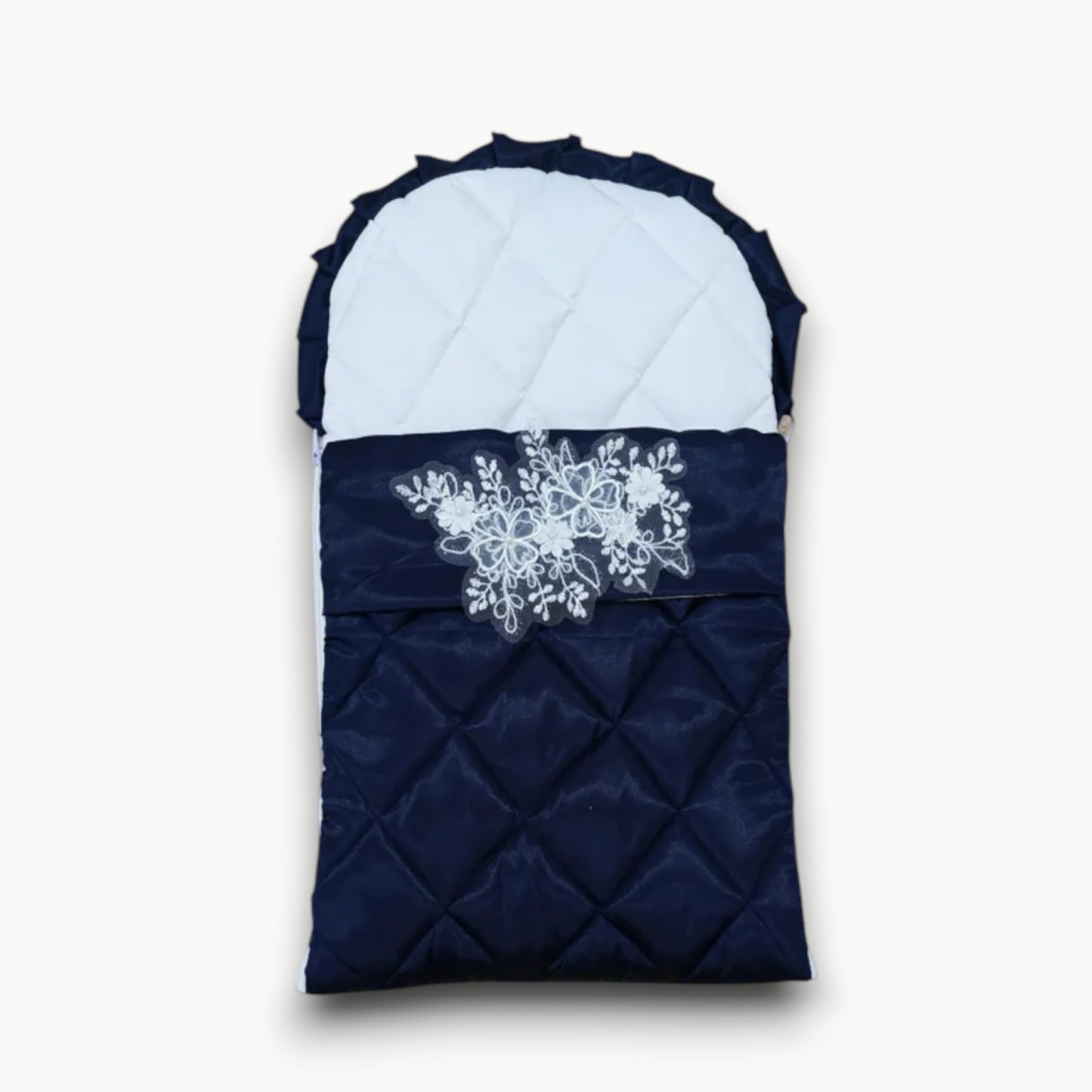 Fancy Bunch Carry Nest