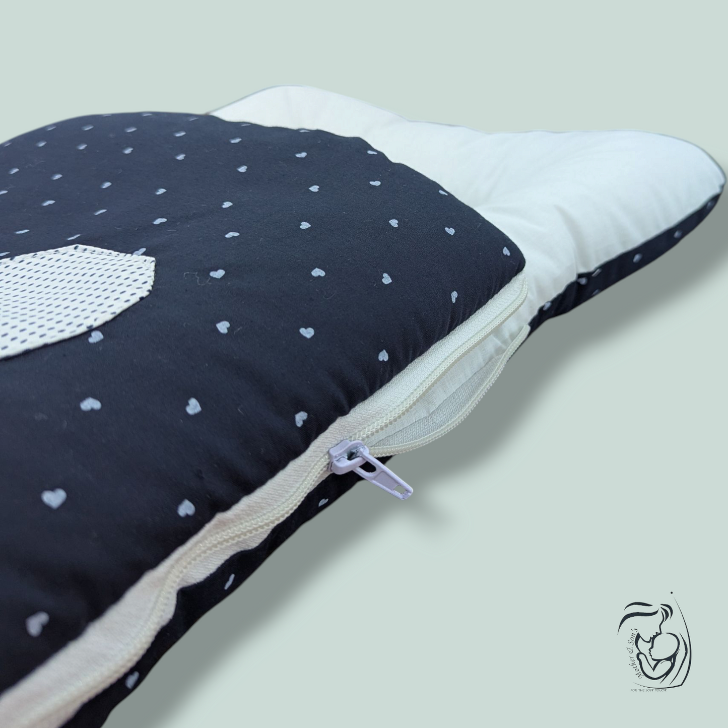 Bear Appliqué Baby Carry Nest