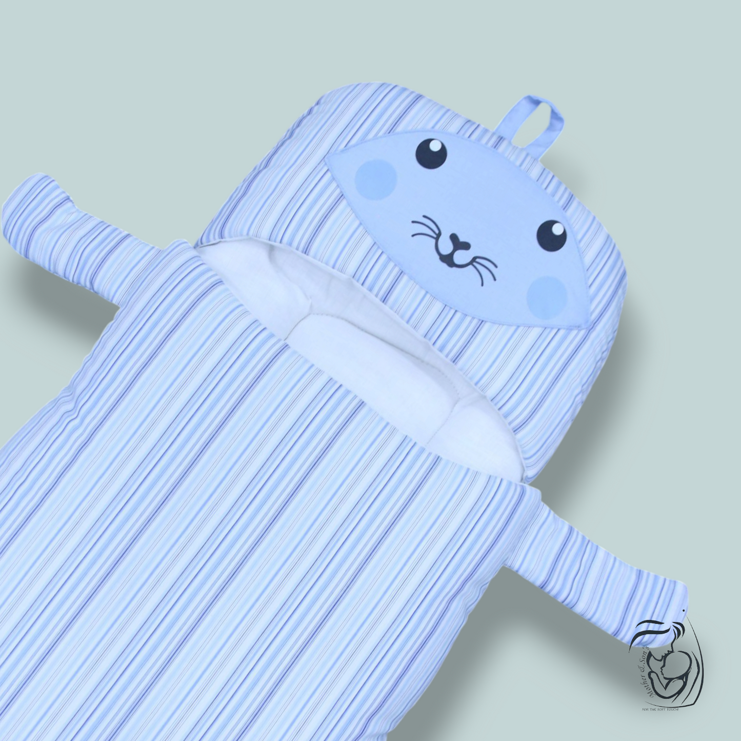 Polar Bear-Themed Baby Carry Nest