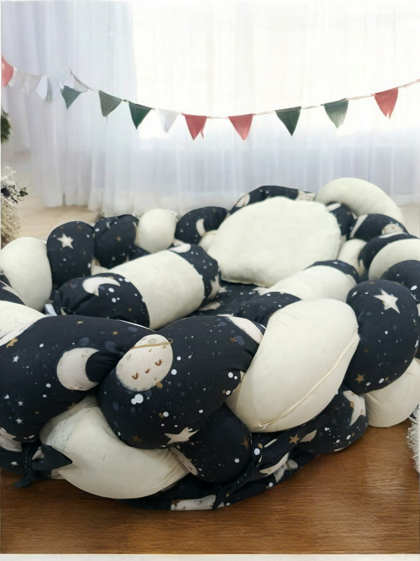 Snuggle Bed in Pure Cotton Fabric